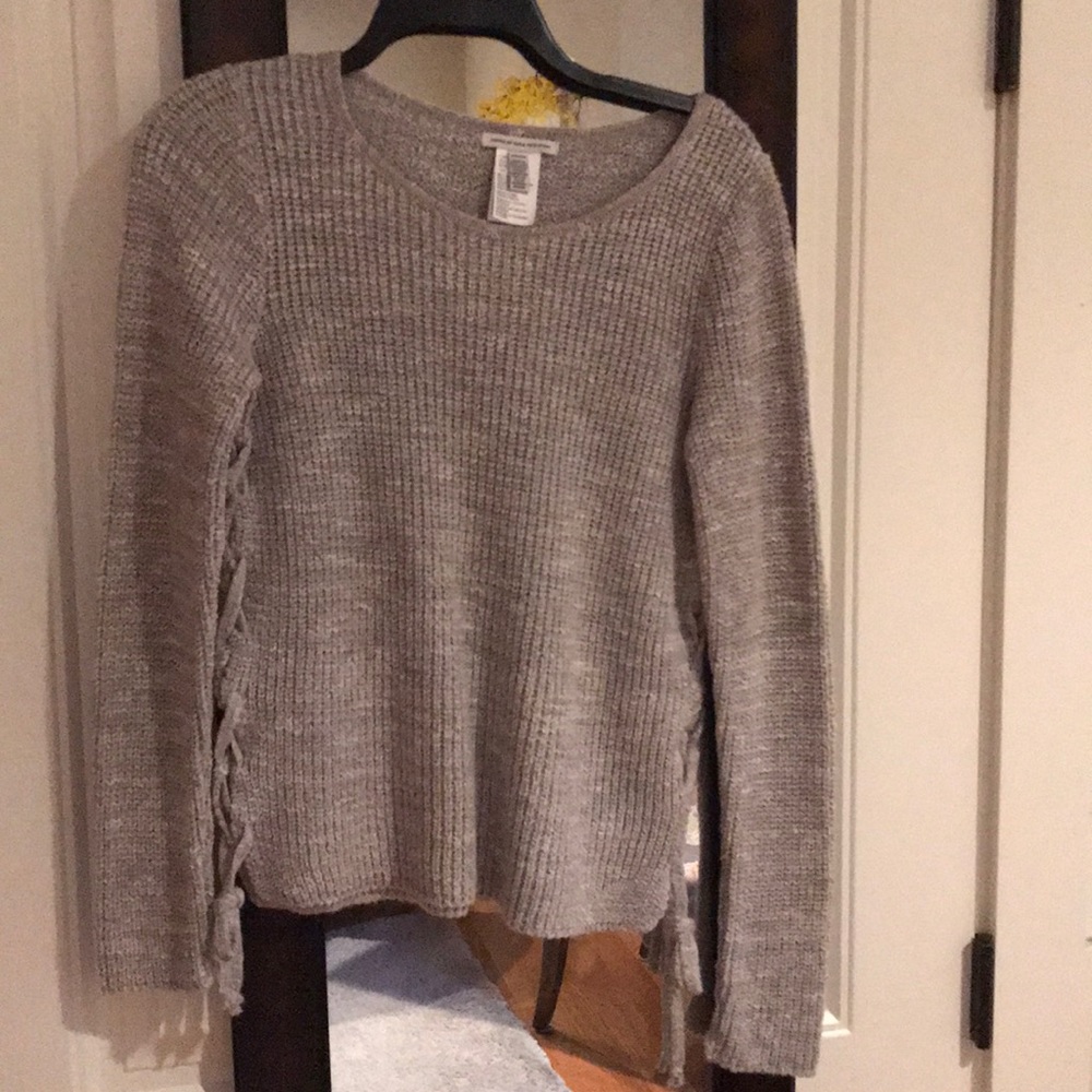 American eagle lace up sweater
